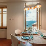Loch - Lakeside L&b Apartman Verbania