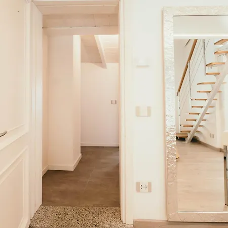 Loch - Lakeside L&b Apartment Verbania