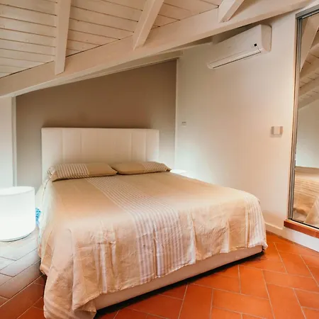 Loch - Lakeside L&b Lägenhet Ghiffa