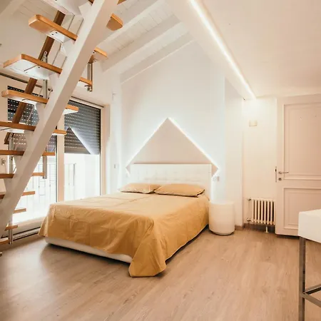 Loch - Lakeside L&b Apartment *