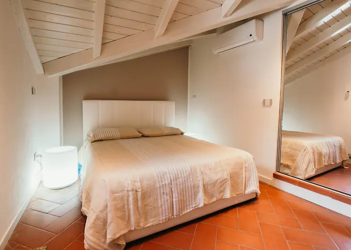 Loch - Lakeside L&b Apartment Verbania